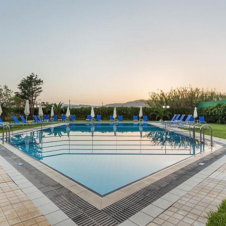Alonia Hotel Apartments Kolimvárion Luaran gambar