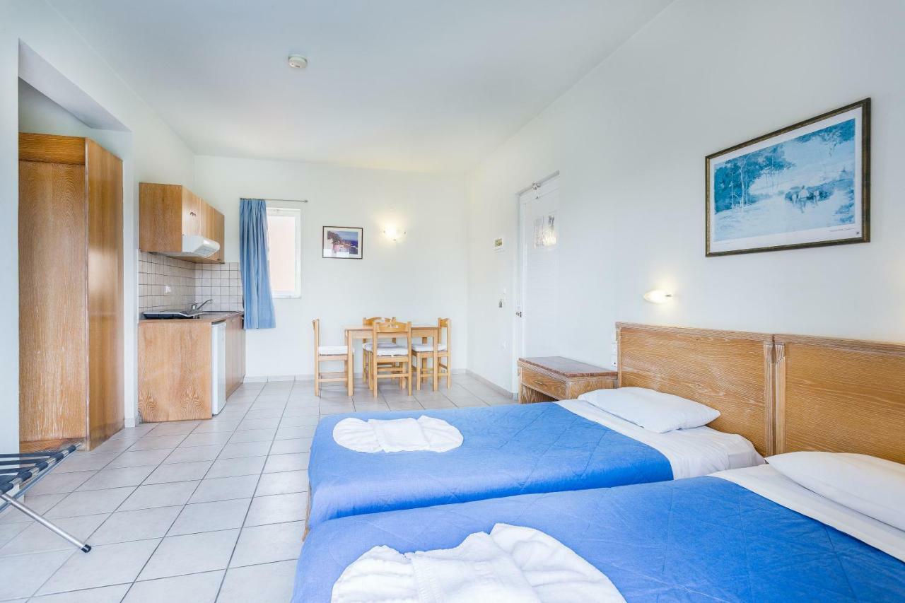 Alonia Hotel Apartments Kolimvárion Luaran gambar