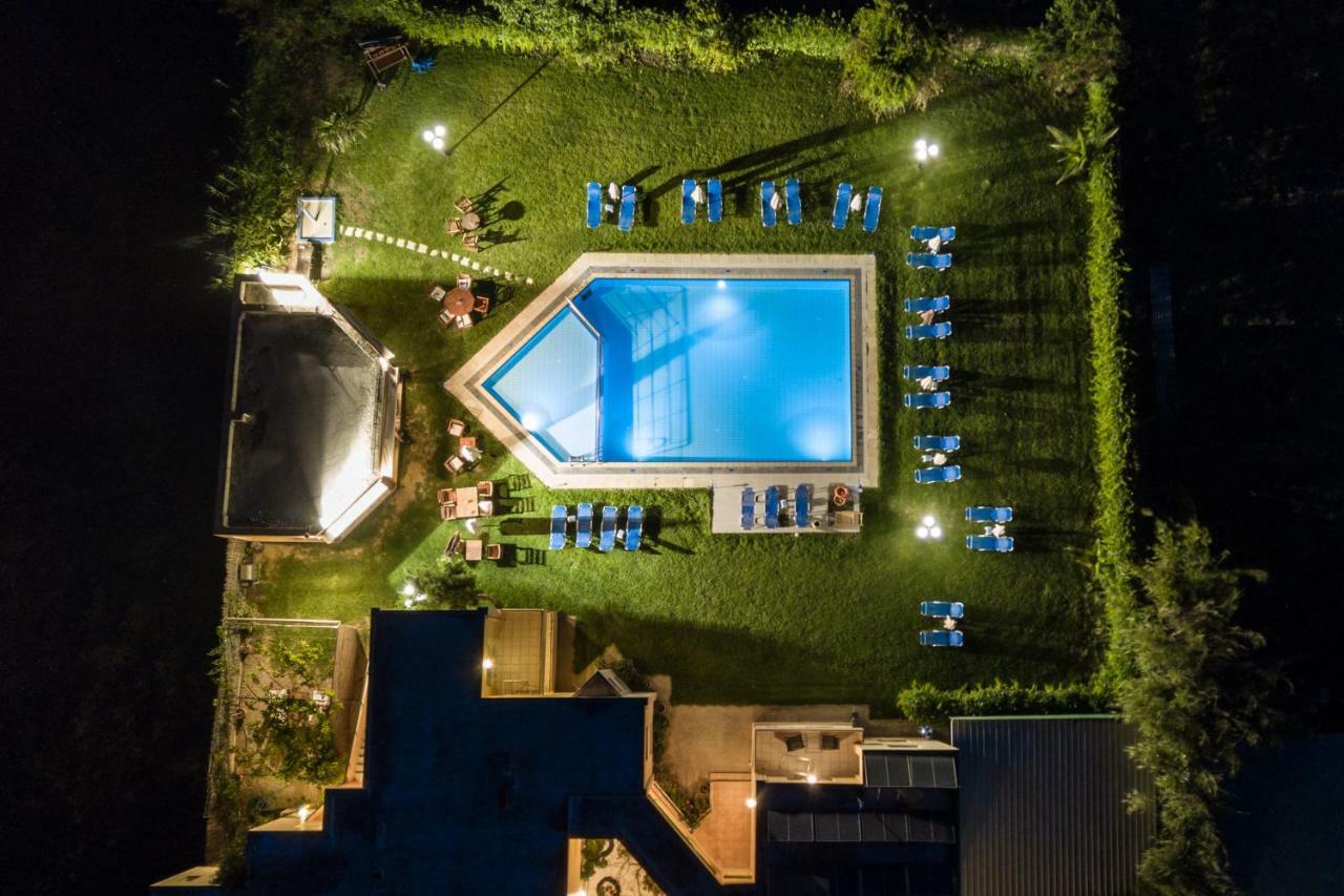 Alonia Hotel Apartments Kolimvárion Luaran gambar